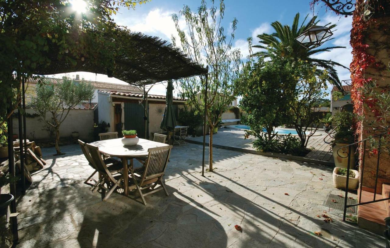 Awesome Home In Sanary Sur Mer With 4 Bedrooms, Wifi And Outdoor Swimming Pool Екстер'єр фото